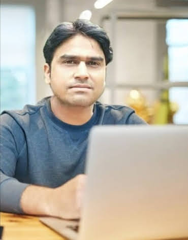 Appliance repair service ads feature a refrigerator, stove, microwave, and washing machine with 